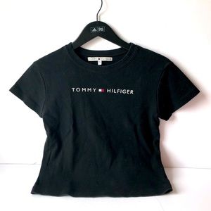 TOMMY HILFIGER black cotton cropped shirt S/P EUC